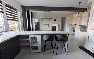 Apartament SMART cu 2 camere, terasă 30 mp, parcare subterană. - Poză 2