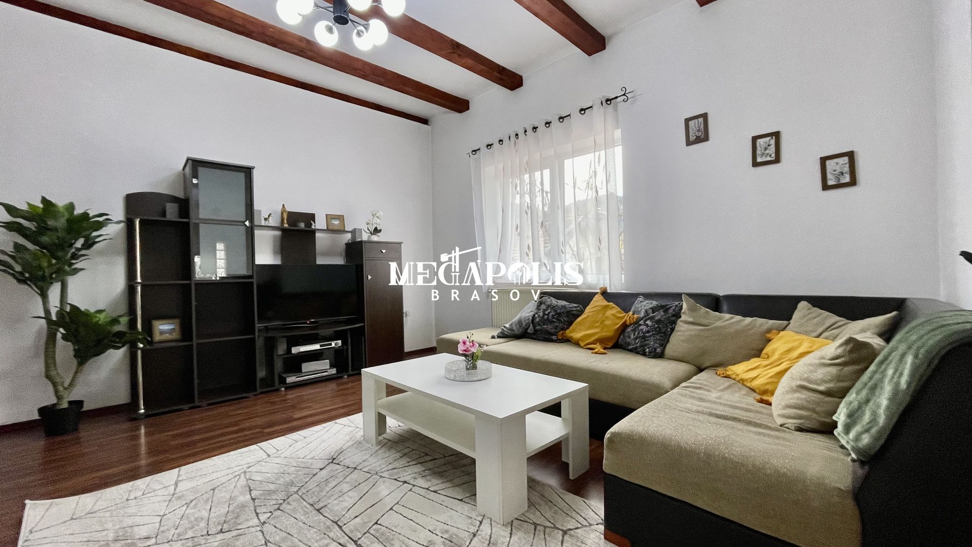 Casă 4 camere | Locație excepțională | Singur în curte | GARAJ - Poză 9