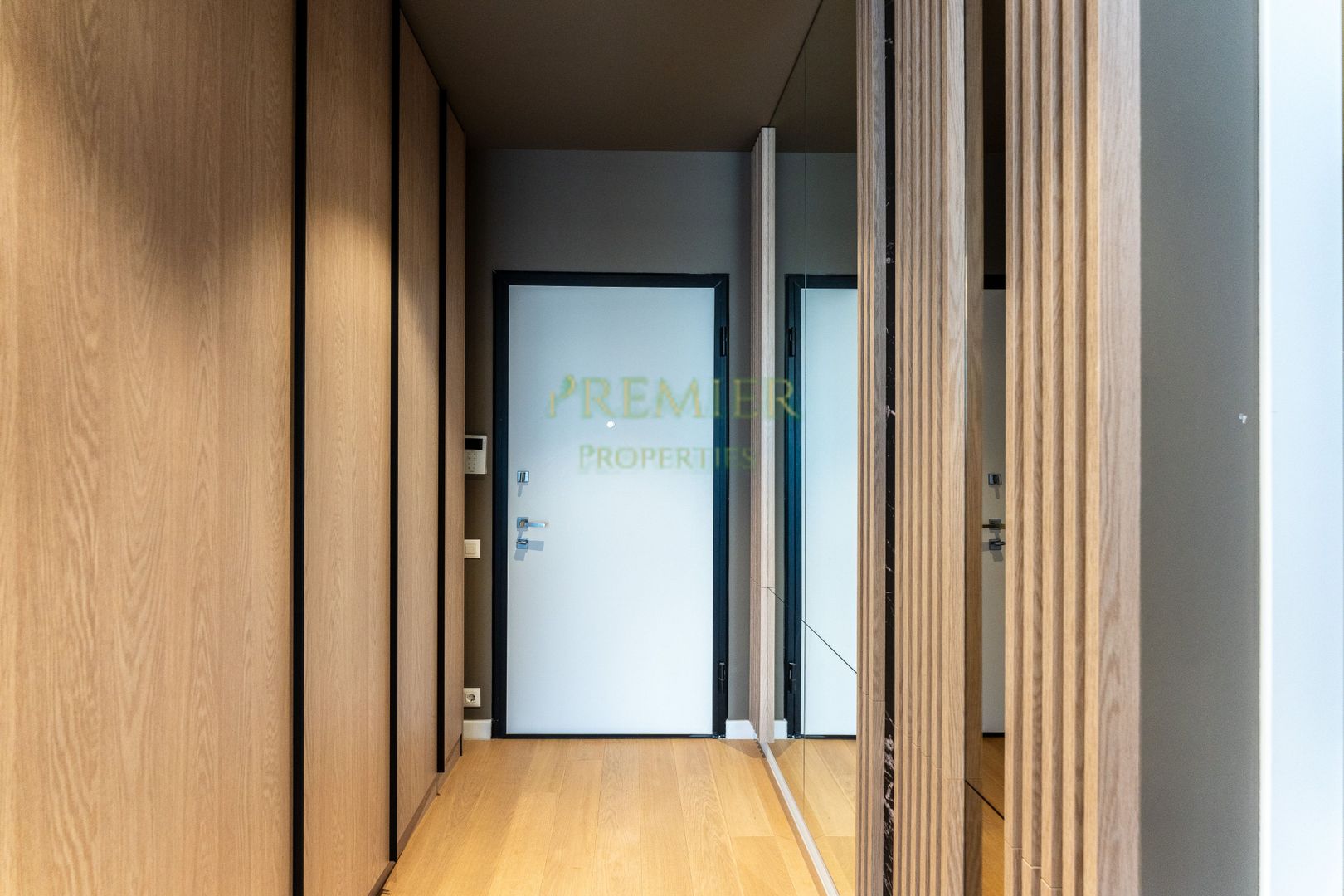 Apartament 2 camere de lux One Verdi Park complet mobilat loc parcare inclus - Poză 8