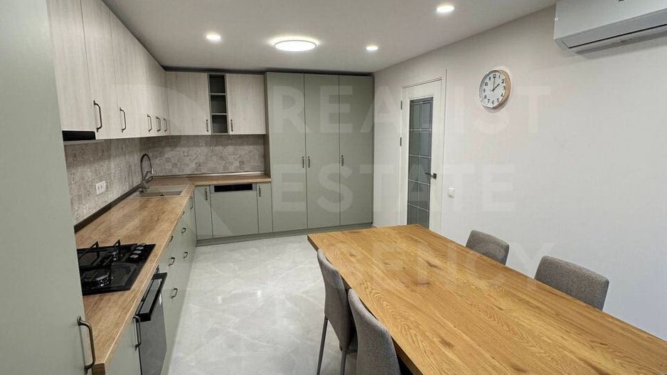 Chirie, casă, 3 camere, str. Codrul Cosminului, Ciocana - Poză 2