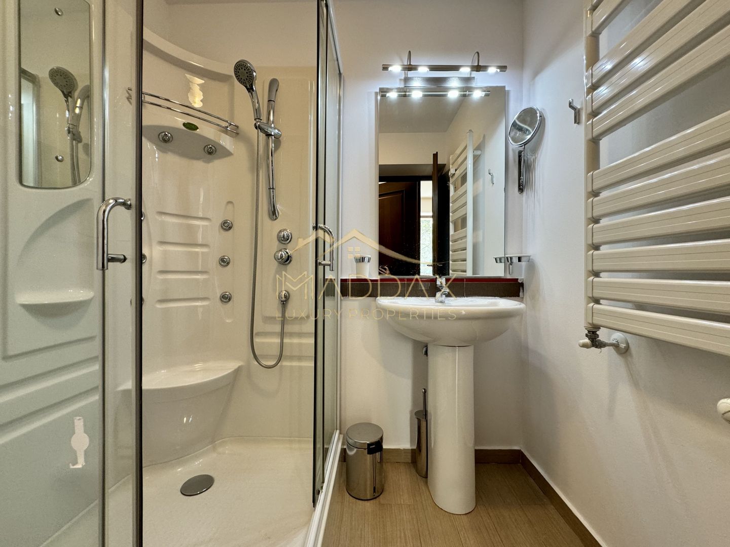 Apartament cu 4 camere 250mp* 2 parcări subterane / Dorobanti-Capitale - Poză 23