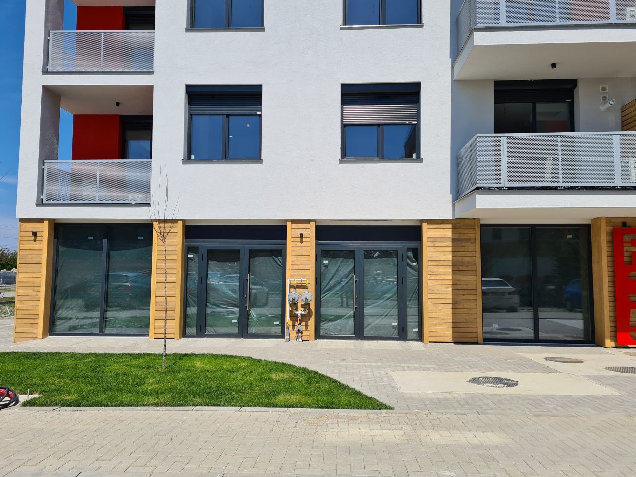 Oportunitate afacere - spațiu comercial în cartier nou ARED IMAR - Poză 1