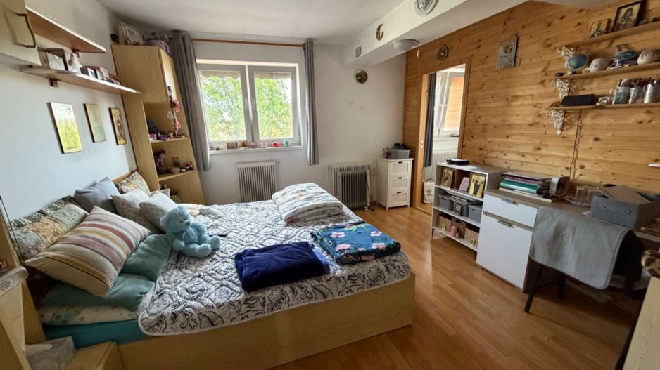 Apartament 4 camere cu scara interioara,  zona Cetate - Poză 2