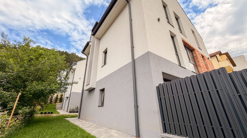 Case Premium de Vânzare – Strada Narciselor, Florești - Poză 4