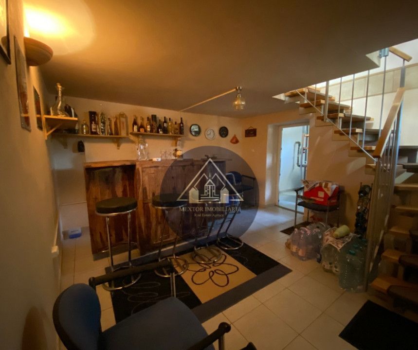 Casă mare și modernă - Poză 24