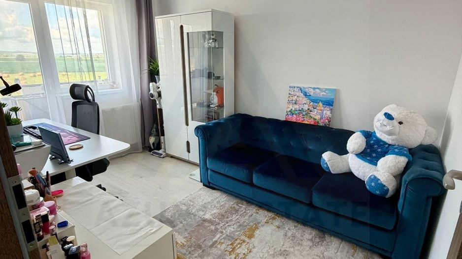 Apartament premium 3 camere etaj 2 cu lift si terasa Calea Surii Mici - Poză 6