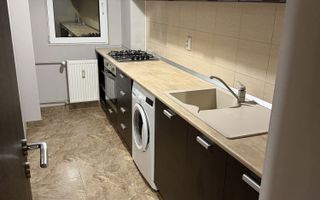 Închiriez garsonieră modernă, Piața Muncii, aproape de metrou - Poză 3