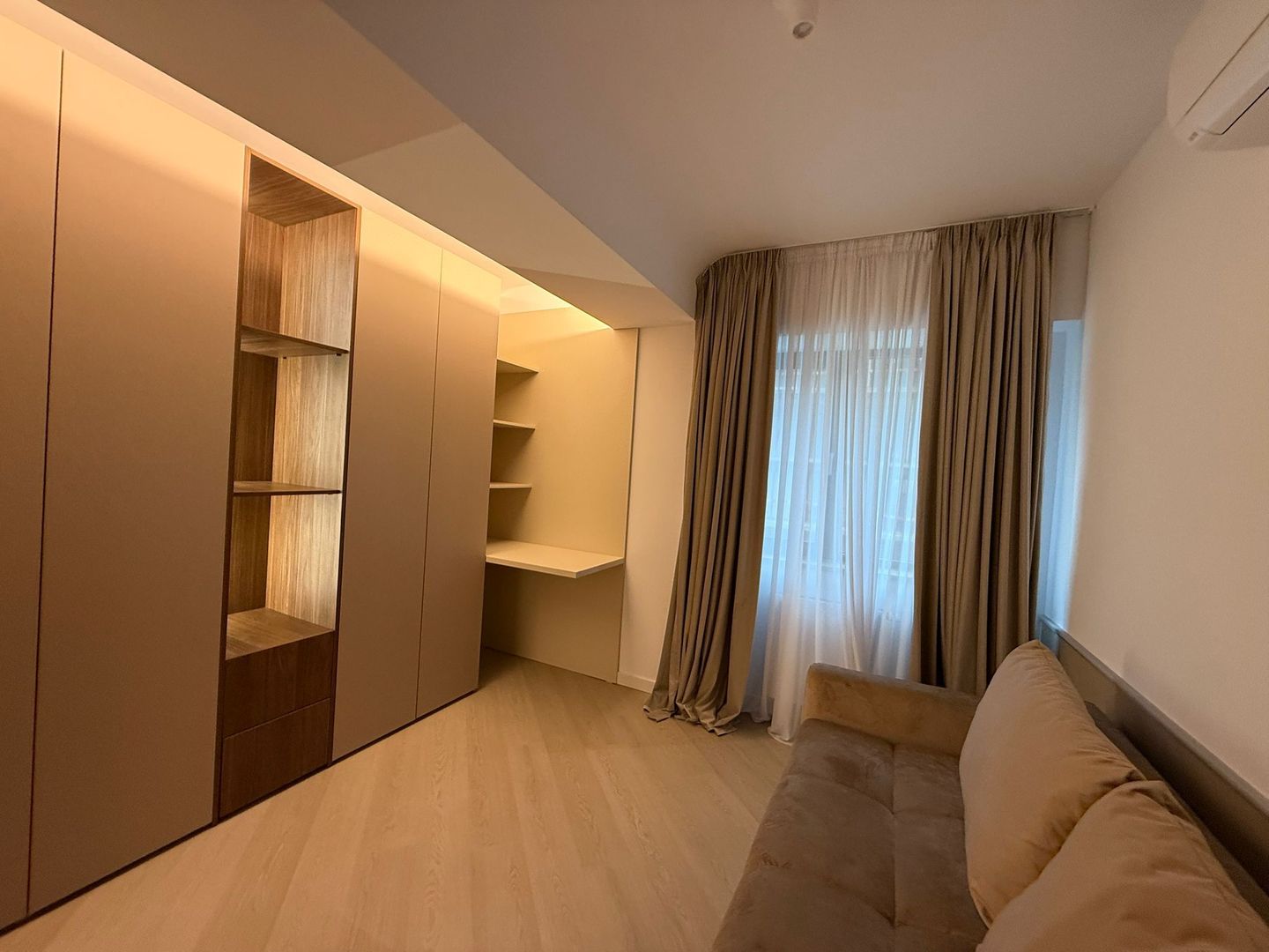 Apartament 3 camere cu chirias | Cortina North - Poză 3