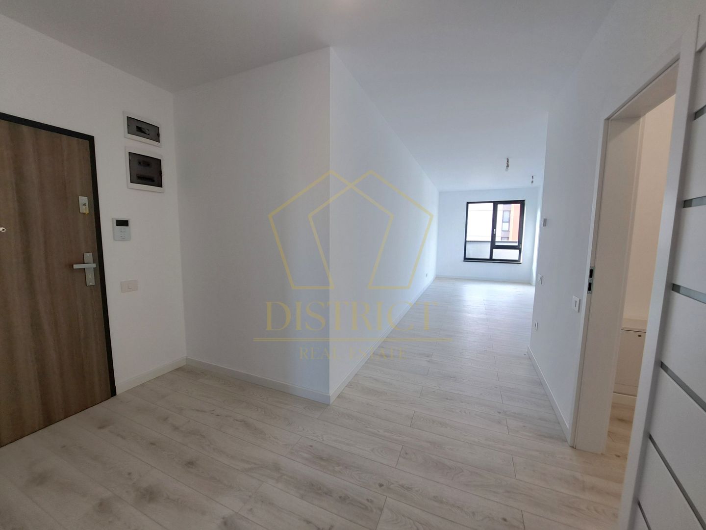 COM 0% Apartament cu 2 camere si terasa de 91 mp | Torontalului - Poză 5
