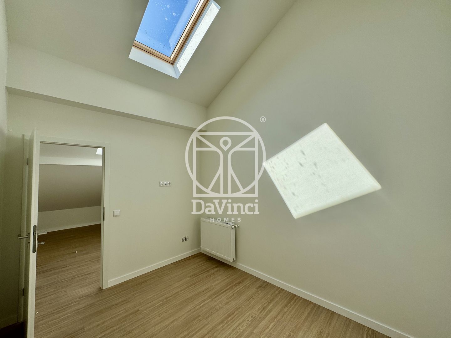 Penthouse 4 camere, intabulat, mobilat si utilat (NCL-WESTVILA-ap.8) - Poză 9
