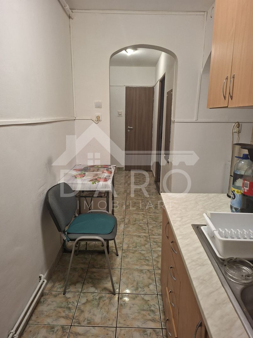 Vând apartament 3 camere - Poză 6