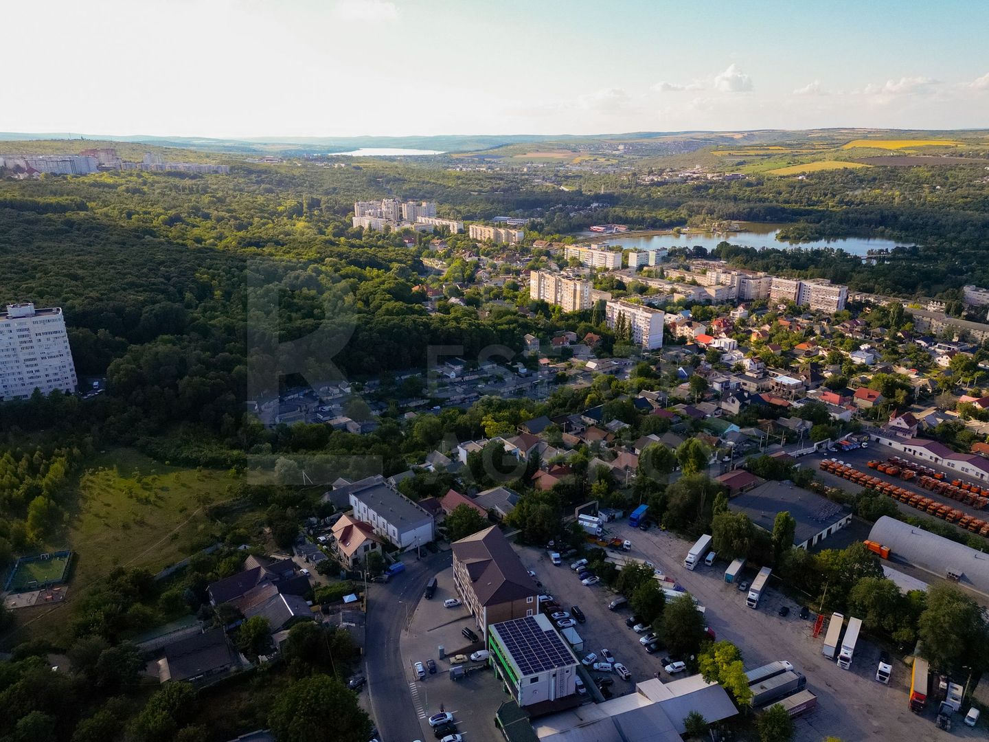 Vânzare , spațiu comercial, 380 mp, str. Bariera Sculeni, Buiucani - Poză 2