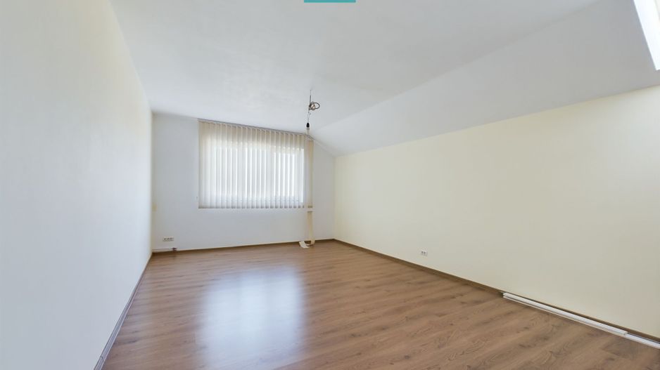 Casă P+E la cheie în Vladimirescu - Poză 17