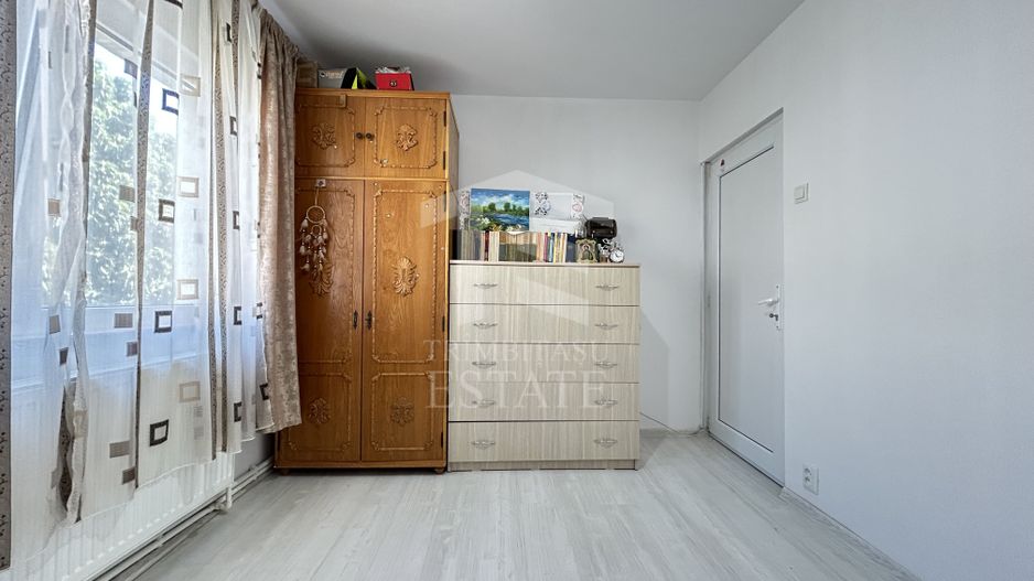 Apartament 4 camere 70 mp 2 bai centrala termica - Inel 2 - Scoala 39 - Poză 6
