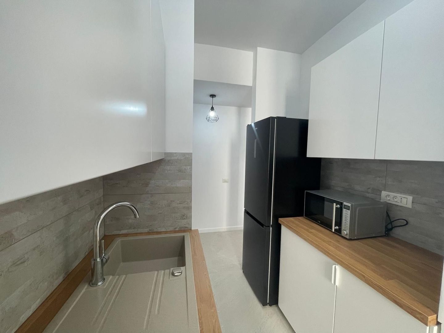 Apartament prima închiriere, bloc nou Buftea, la 25 de minute de Gara de Nord - Poză 8