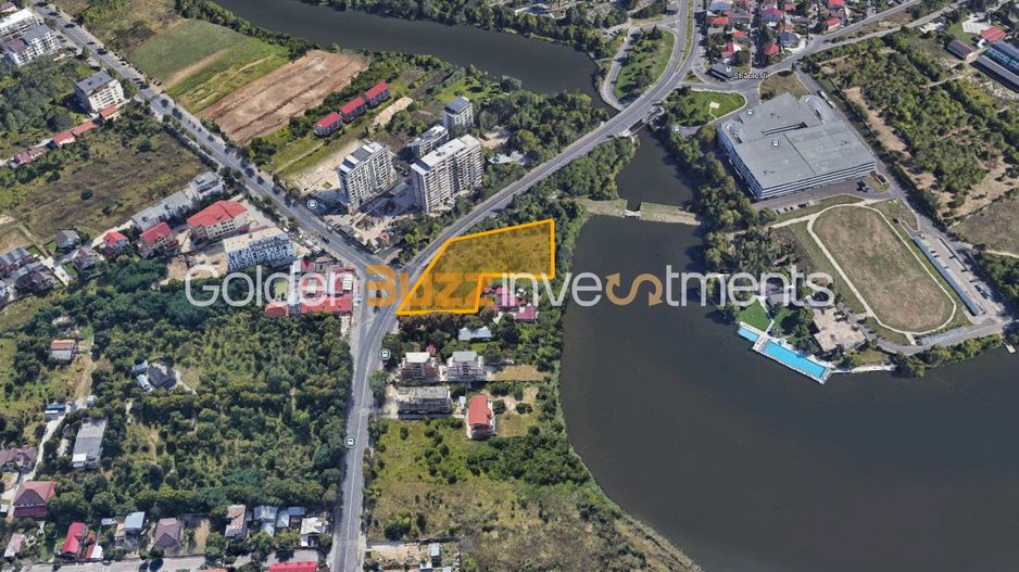 TEREN INTRAVILAN CU IESIRE LA LAC– OPORTUNITATE UNICA IN ZONA - Poză 2
