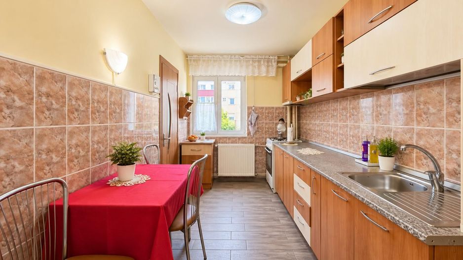COMISION 0% Apartament 3 Camere | Etaj 2 Centrala Proprie | Dambovita - Poză 6
