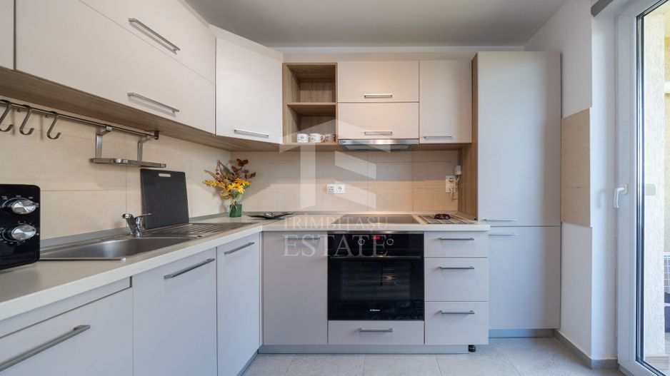Urban | Coresi | Apartament 2 camere + loc de parcare si boxa - Poză 10