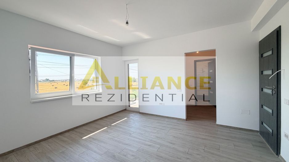 Casa de vanzare in Comuna Berceni | Zona de intrare | 5 camere | - Poză 11