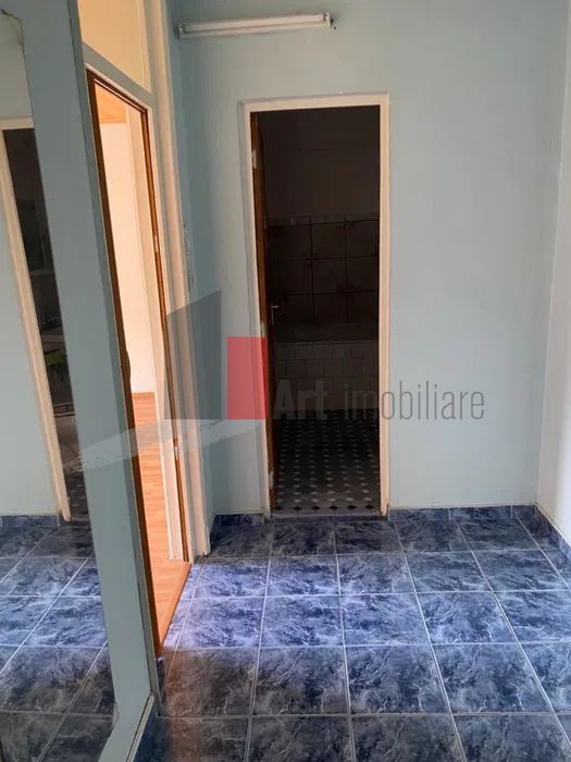Apartament 3 camere Virtuții-Orsova - Poză 5