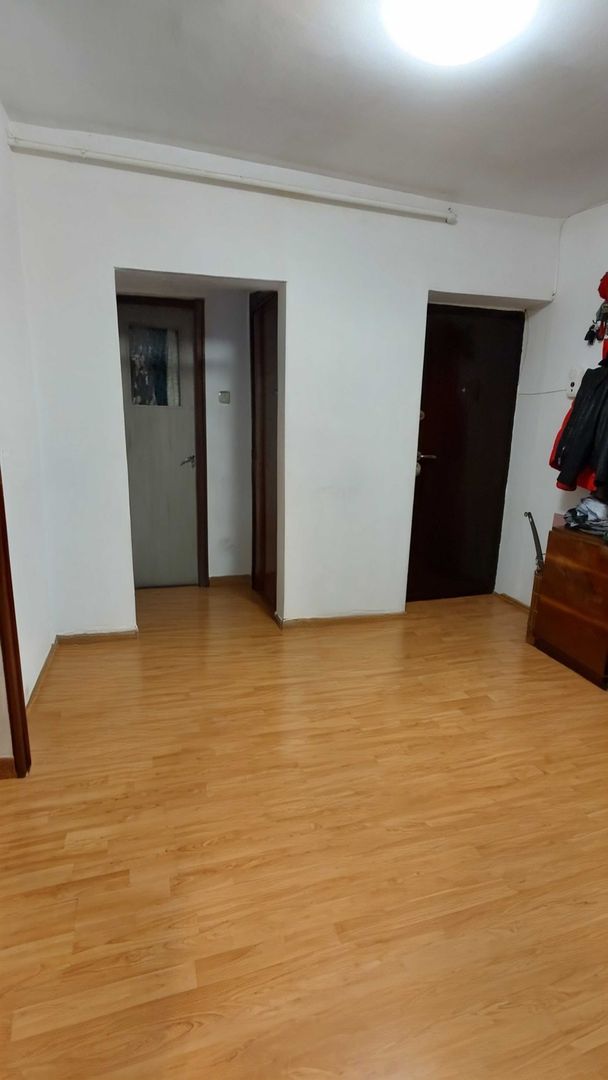Apartament 4 camere – Crângași, reabilitat 2025, Centrală. - Poză 4