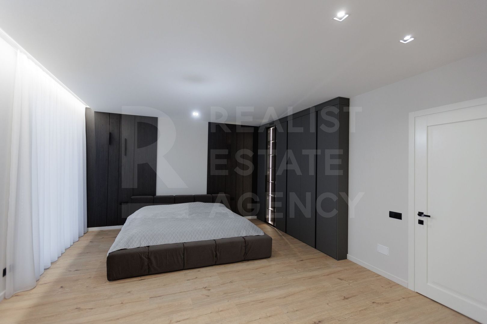 Chirie duplex, 3 nivele, str. Păşunilor, sect. Botanica. - Poză 8