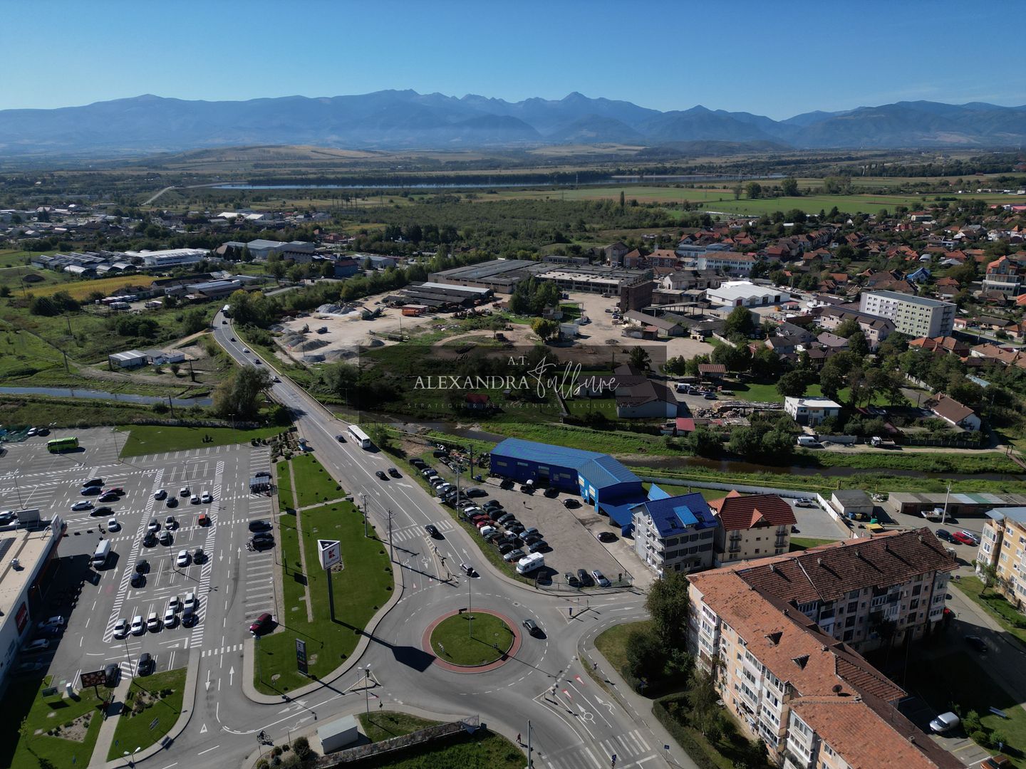 Oportunitate strategică de dezvoltare în Hațeg 3.079 mp - Poză 13