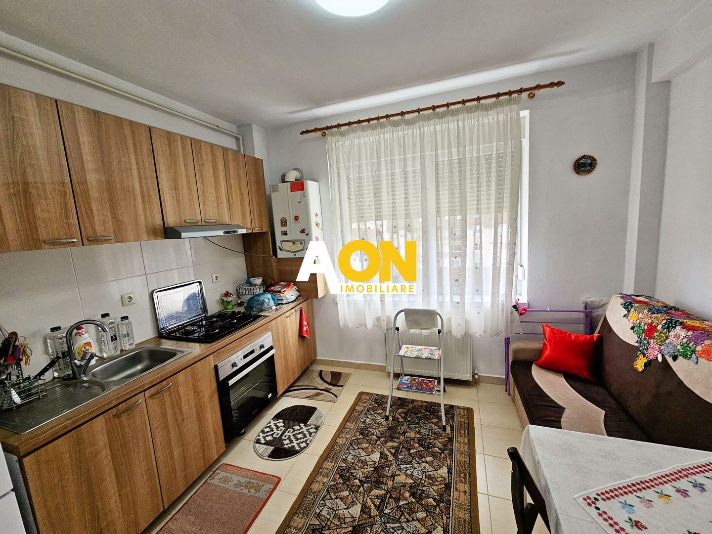 Garsoniera bloc nou, 35 mp utili + balcon 4,5 mp, zona Kaufland - Poză 3