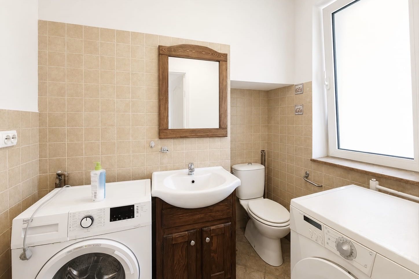 Apartament 4 camere, 132 mp, parter inalt, Piata Catedralei - Poză 5