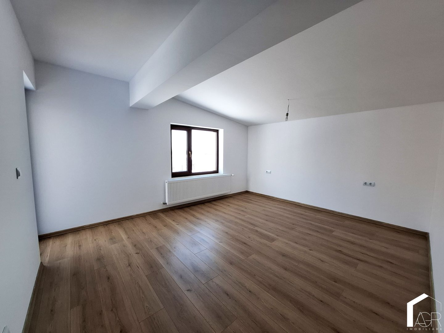 Casa tip duplex cu 4 camere, Paulesti - Poză 13