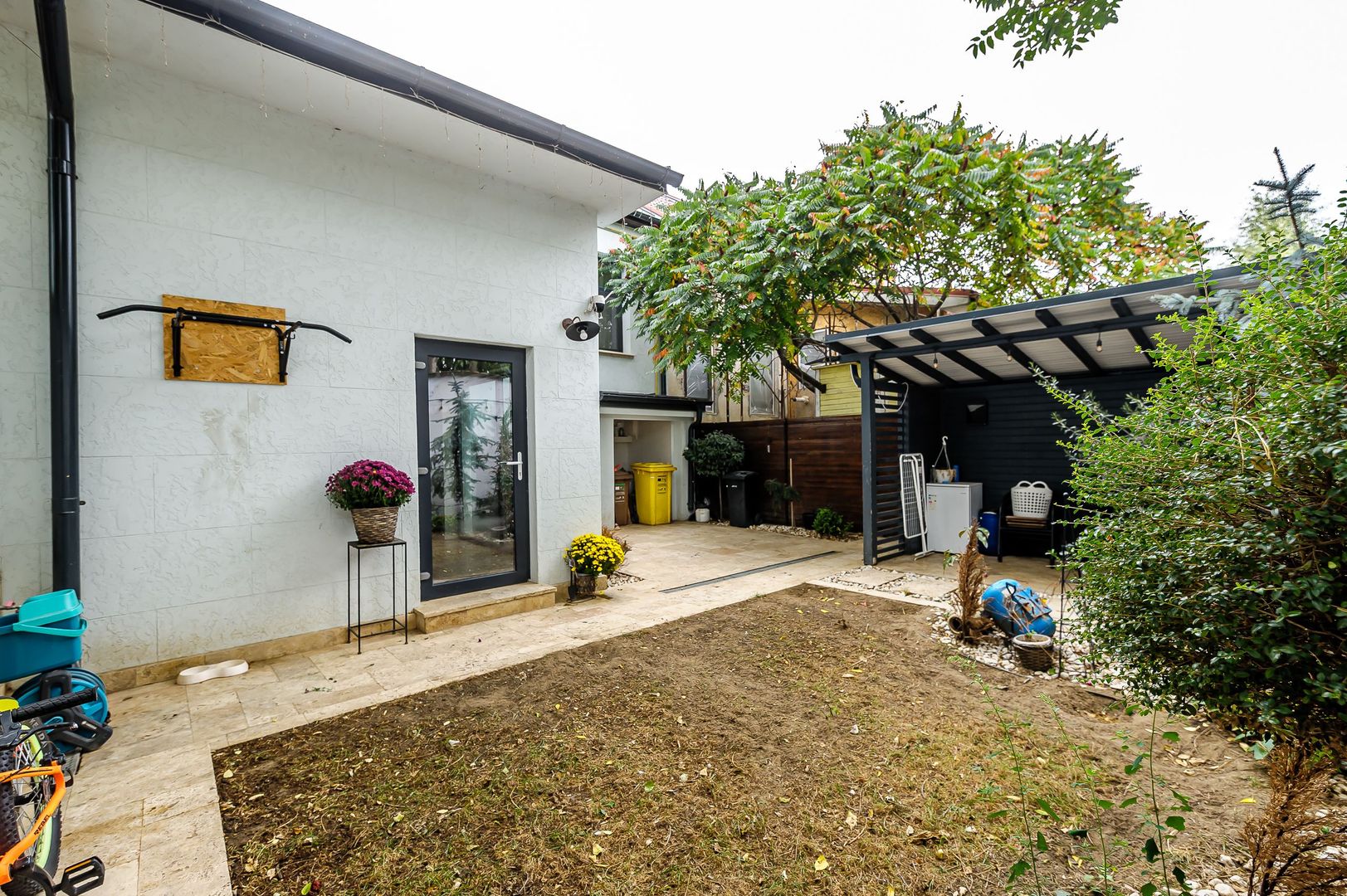 Apartament tip casa, cu gradina proprie, in zona centrala a Aradului - Poză 12