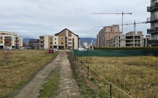 Teren 1.000 mp intravilan – Zonă Mixtă M2, Str. Nicolae Labiș, Brașov - Poză 5