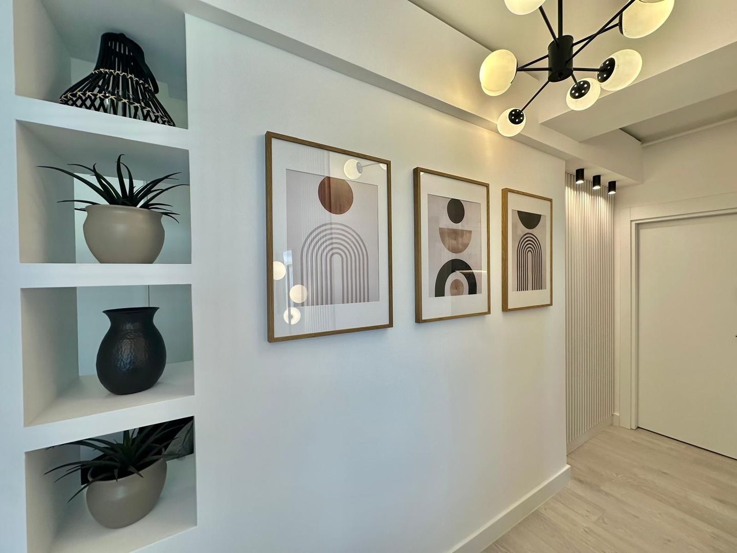 Apartament Superb 3 Camere Novum 56 Gorjului - Drumul Taberei - Militari - Poză 12