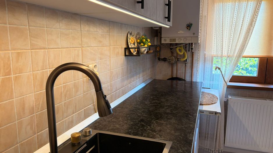De inchiriat apartament cu 2 camere zona centrala - Poză 16