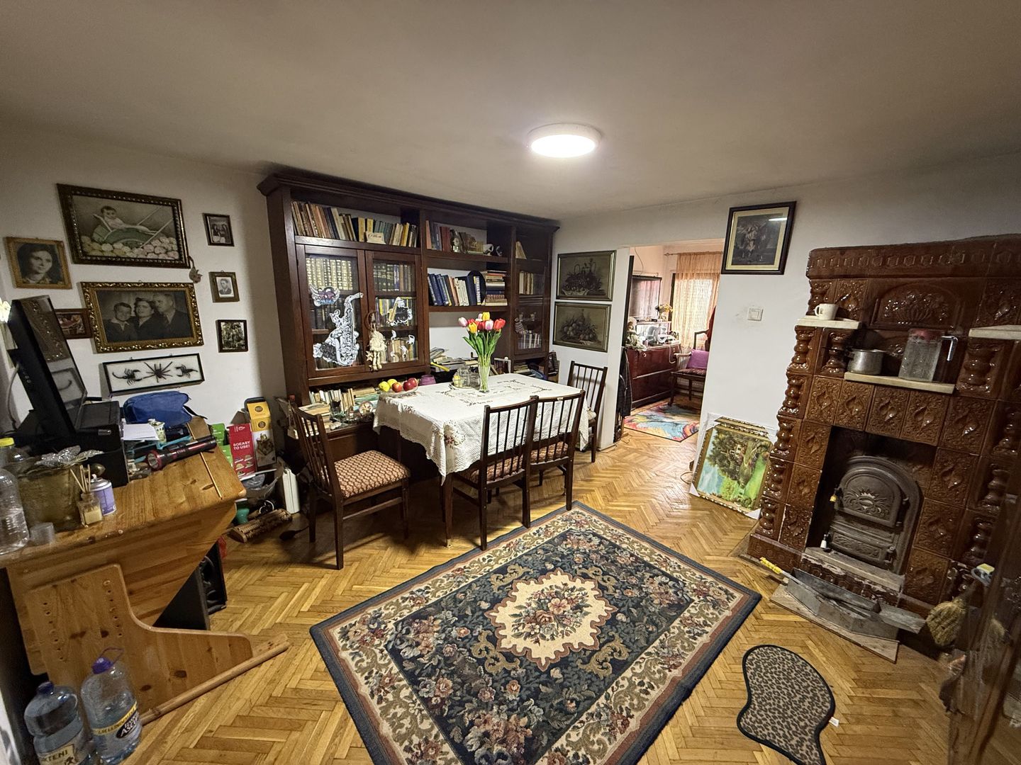 Casă corp C1 84mp + casă corp C2 51mp+garaj+ grădină și teren 889mp - Poză 9