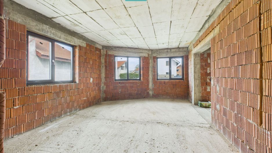 Casă la roşu P+E+M în Şagu - Poză 7