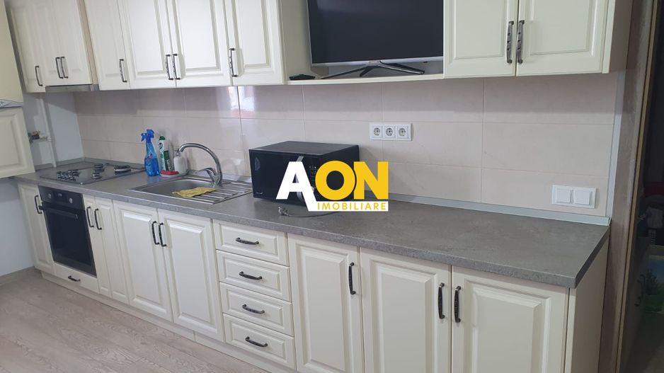Apartament 3 Camere, Bloc Nou, Zona Cetate - Poză 7