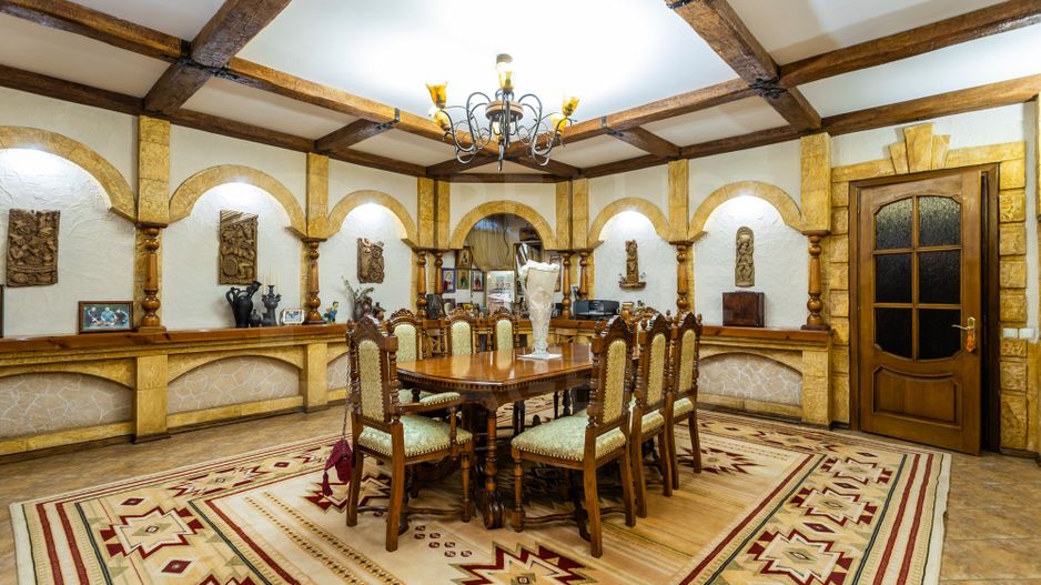 Vânzare casă de lux, 700 mp + 22 ari, situată în Tohatin - Poză 49