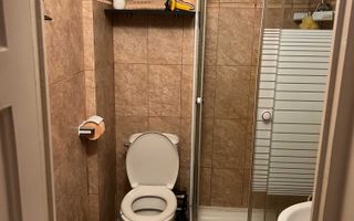 Apartament superb 2 camere, de închiriat, Piața Romană, balcon, vedere spre parc - Poză 8
