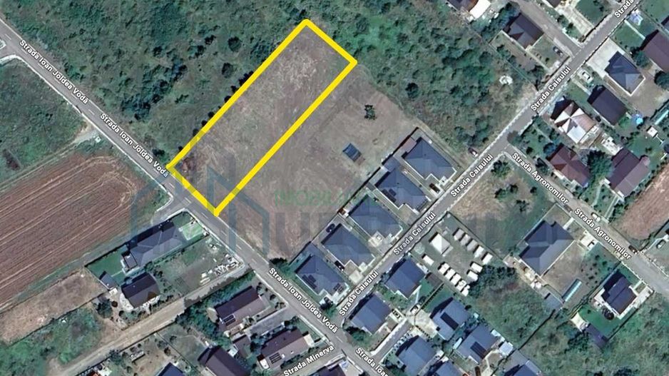 Teren intravilan 2.212 mp Miroslava – 5 Drumuri Asfalt + utilități - Poză 1