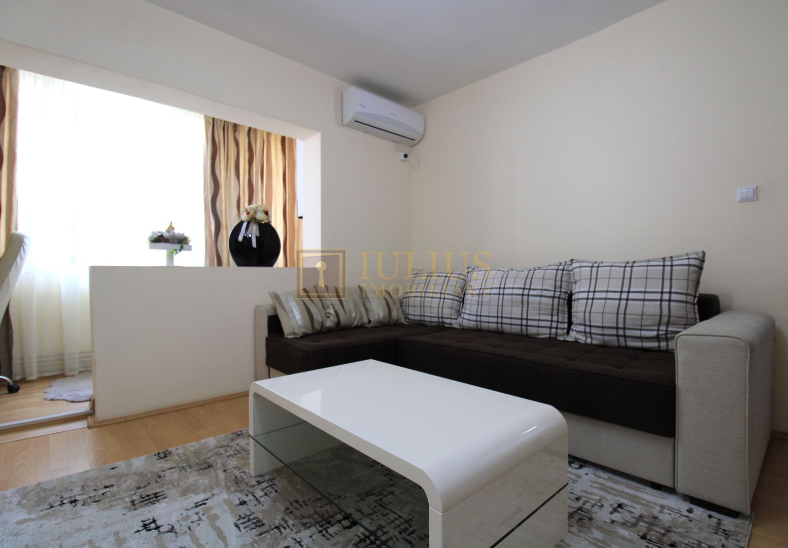 3 camere, 2 bai, centrala proprie - Poză 1