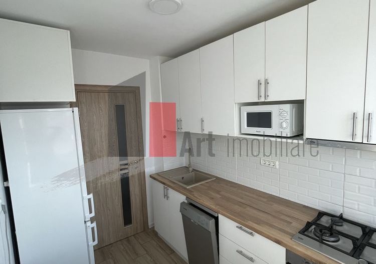 Inchiriem apartament 3 camere- Gorjului-Pet friendly - Poză 1