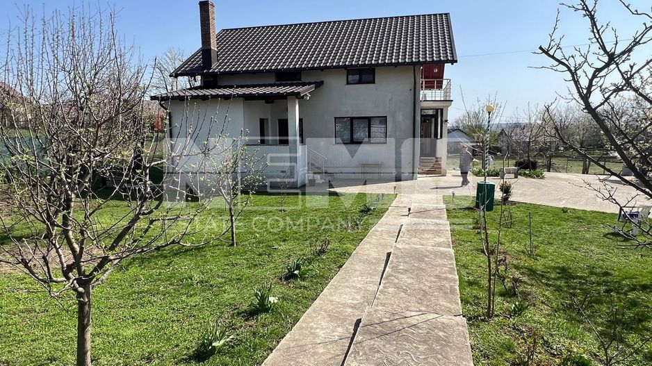 Casa de Vanzare 175 mp | Pret 160.000 € | Varatec, Salcea 13km de oraș - Poză 2