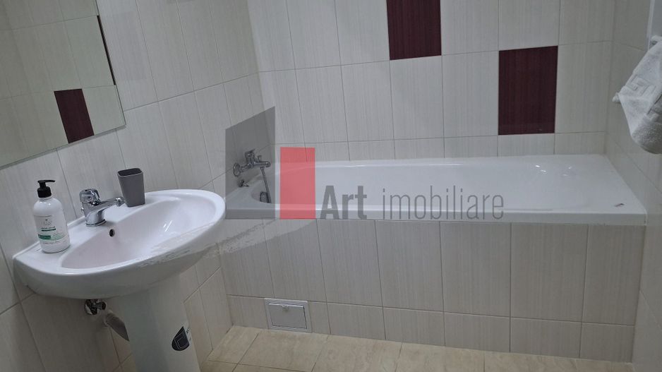 Apartament cu doua camere-1 Decembrie-Nicolae Teclu-cu centrala+loc de parcare - Poză 9
