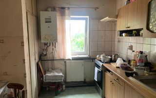 Apartamet 4 camere - 80 mp - etaj 2/4 - Zona Autogara Fany - Poză 2