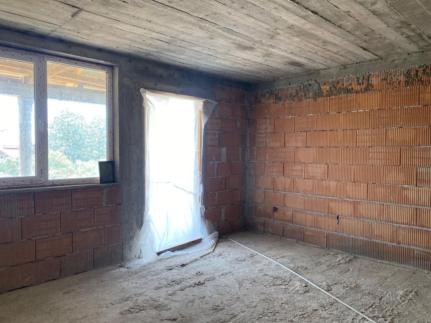 Adunatii Copaceni, vila la rosu P+1+M, teren 1044, teren 1044 - Poză 17