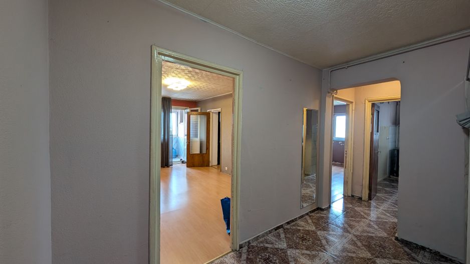 3 Camere Giulești, 60mp, Vedere Panoramică, Total de Renovat - Poză 18