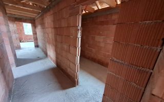 Casa 4 Camere la Rosu, 386 mp, Alba-Micesti - Poză 13