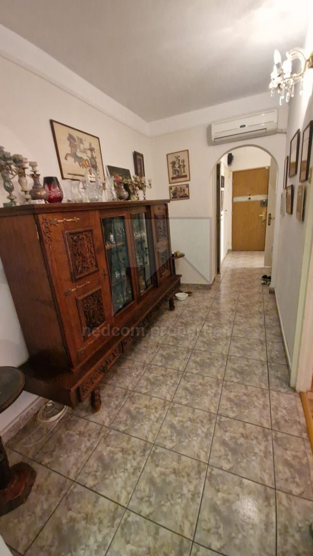 Vanzare 3 camere, Titan -  Aleea Barajul Sadului - Poză 6