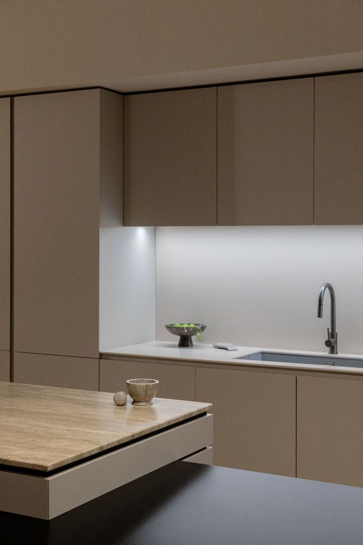 Vilă modernă cu piscină, finisaje premium și dotări de top - Poză 29